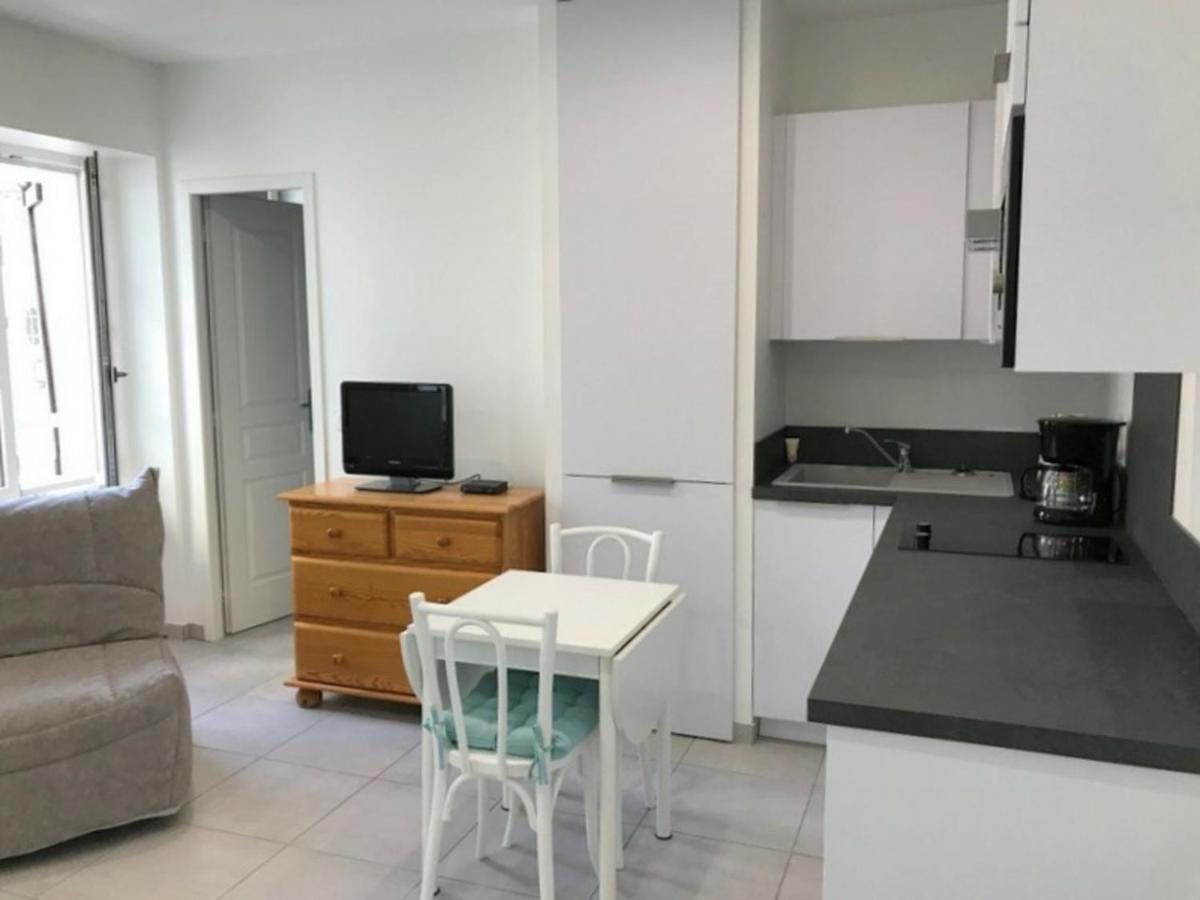 סן-ז'אן-דה-לוז Studio Renove En Centre-Ville, Ideal Pour Des Vacances A Pied, Calme Et Confort, Classe 2 Etoiles. - Fr-1-4-512 מראה חיצוני תמונה